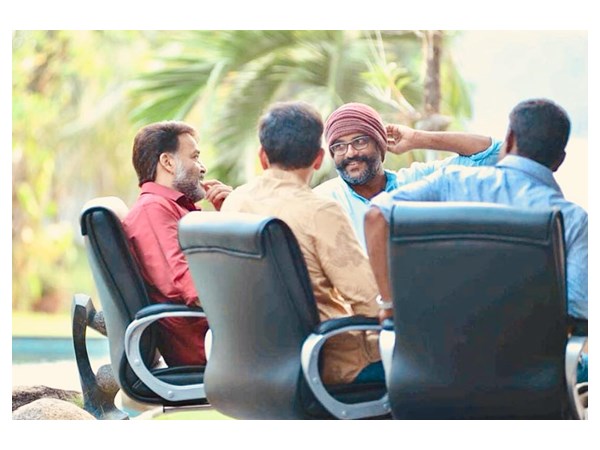 തുടര്‍ച്ചയായി 100 മണിക്കൂര്‍