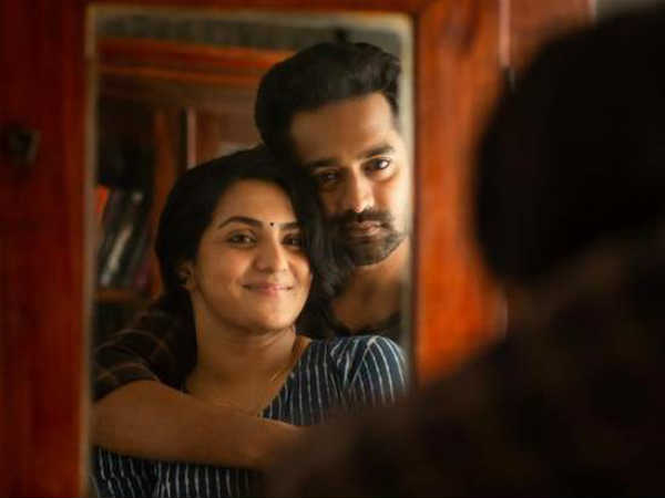 പാര്‍വതിയുടെ വാക്കുകളിലൂടെ തുടങ്ങി