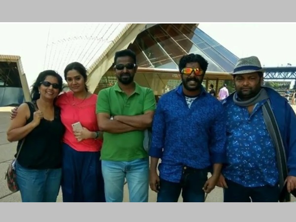 ചിത്രങ്ങള്‍ വൈറലായി