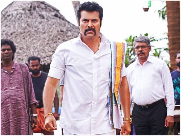 ആരാധകര്‍ക്കൊപ്പം വിജയാഘോഷം