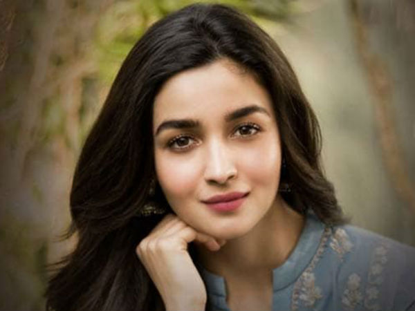 രാജമൗലിയ്ക്കൊപ്പം ആലിയ