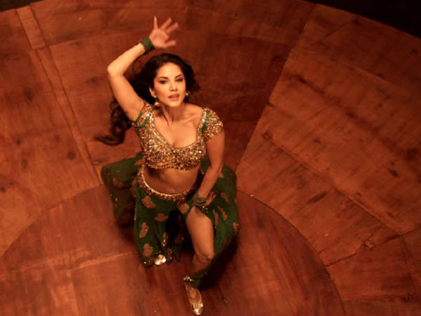  സണ്ണി ലിയോൺ