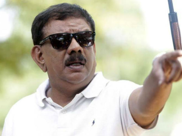   അച്ഛനും അമ്മയും  നാണകെടരുത്