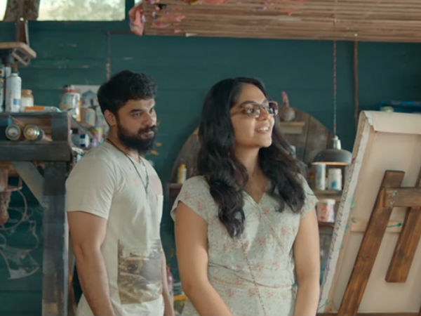 എപ്പോൾ എത്തുമെന്ന്  പ്രേക്ഷകർ