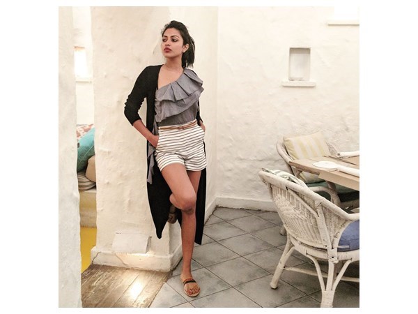  പ്രണയത്തിലാണ്