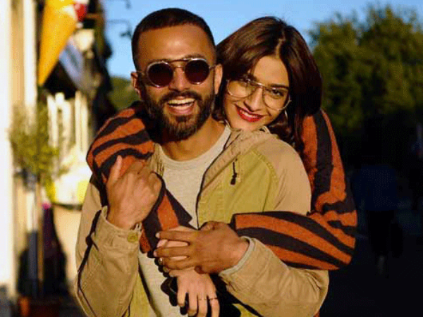   നിന്നിൽ അഭിമനിക്കുന്നു