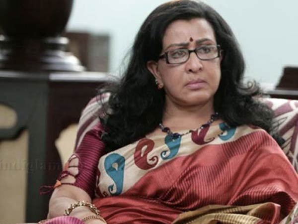 തിരിച്ചുവരവില്‍ അകലെ