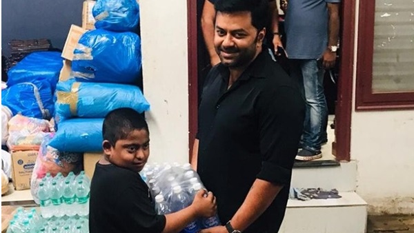 തന്റെ തൈയ്യില് കരുതിയിരുന്നതെല്ലാം