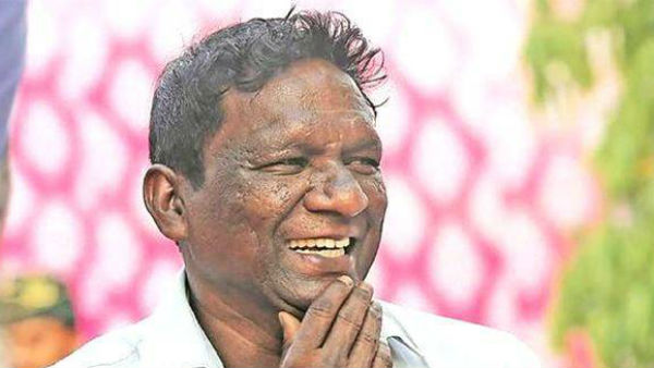  പന്ത് കളിക്കാനെത്തിയ ആവേശം