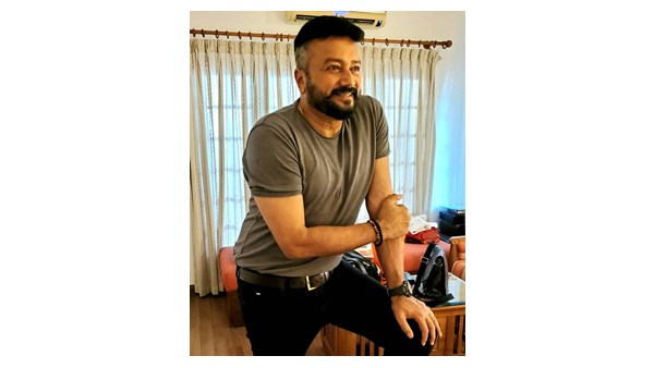 സോഷ്യല്‍ മീഡിയ ഏറ്റെടുത്തു