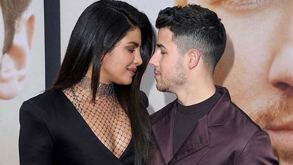  ഭർത്താവിനോടൊപ്പമുളള  ആഘോഷം