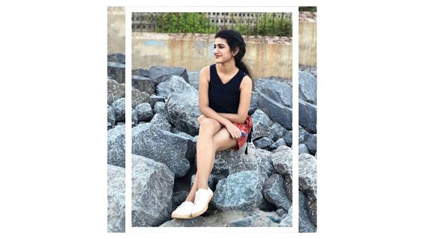 ശ്രീദേവി ബംഗ്ലാവിലൂടെ ബോളിവുഡിലേക്ക്