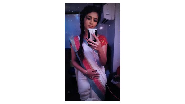  സോഷ്യല്‍ മീഡിയയിലെ താരം