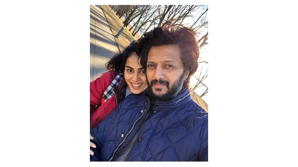 അവധിയാഘോഷത്തിലാണ്