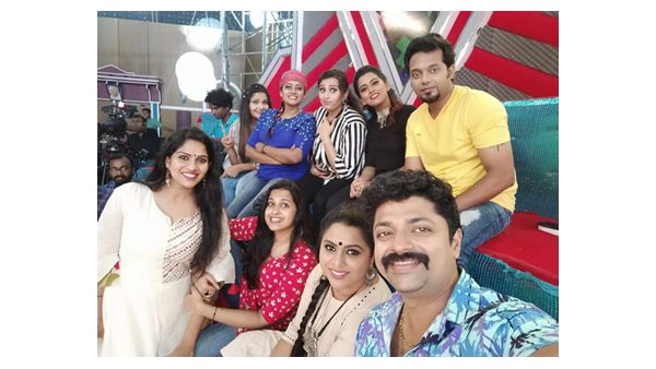 ടമാര്‍ പഠാര്‍ വേദിയില്‍