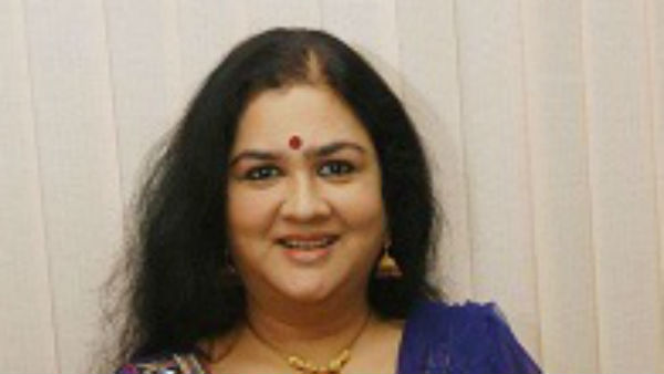 ശോഭനയും ഉർവശിയും