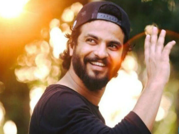  ലാലേട്ടനെ പോലെ