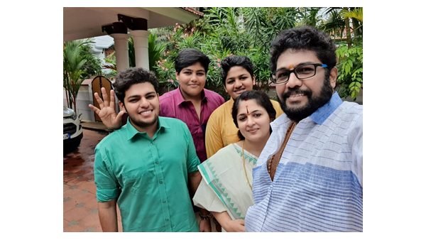 ഷാജി കൈലാസും കുടുംബവും