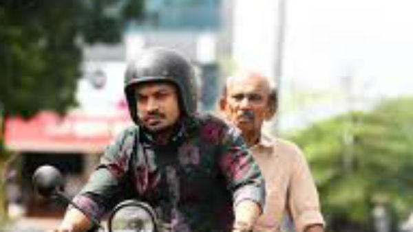  സാമ്പാറ് വിളമ്പി  വിൻസി