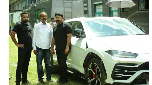  മോഹന്‍ലാലിനും ലംബോര്‍ഗിനി