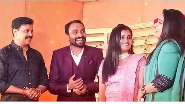  ദിലീപും കാവ്യയും