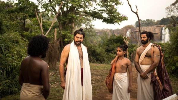 ബ്രഹ്മാണ്ഡ ചിത്രത്തിന്റെതായി 