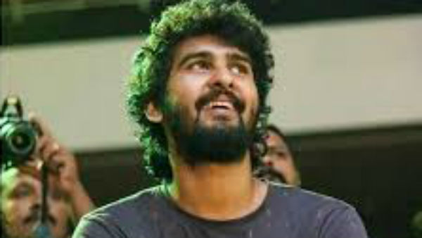  ആ  വോയ്സ്   മെസേജ്  അയക്കുന്നത്