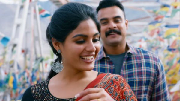  റൊമാന്റിക് മൂഡിൽ