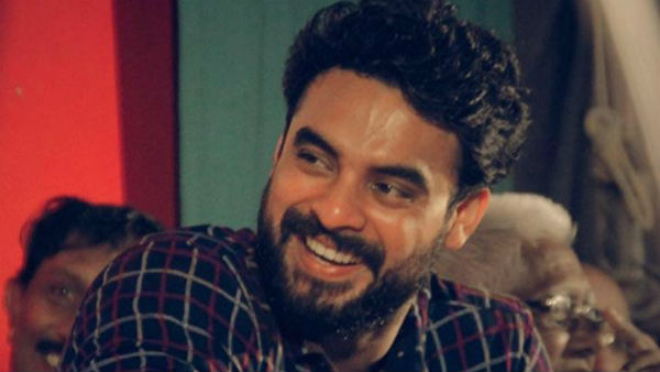    ആകെ പ്രതീക്ഷ മകളിൽ