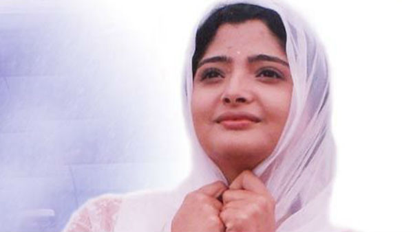 മോഹൻലാലിന്റെ നായികയാവുന്നത്