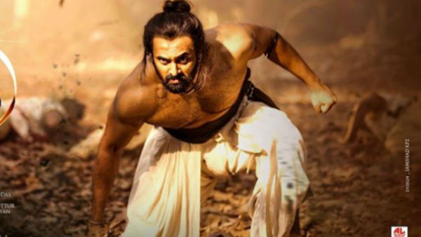 മമ്മൂട്ടിയുടെ ചുരികച്ചൂരിനെക്കുറിച്ച് ?