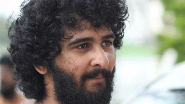    അപമാനിച്ചു