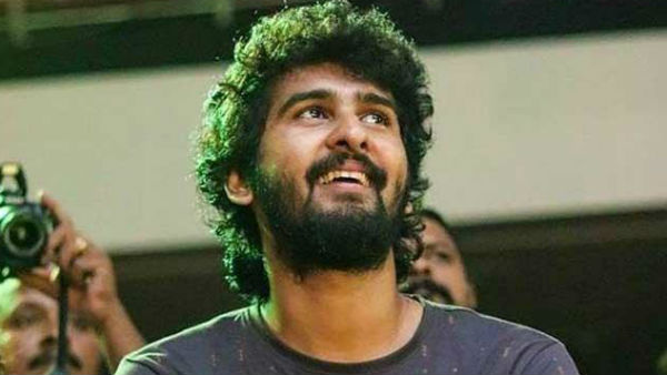 ഞാനൊരു  മനുഷ്യനാണ്