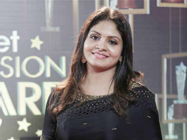 അനൂപ് മേനോന്‍ നായകനായ