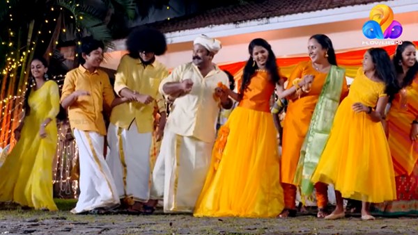  ലെച്ചുവിന്റെ ഹല്‍ദി ആഘോഷം 