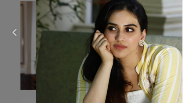 ആരാധകരുടെ കാത്തിരിപ്പ്