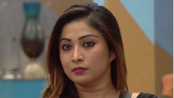   എലീനയും    ഫുക്രുവും‌