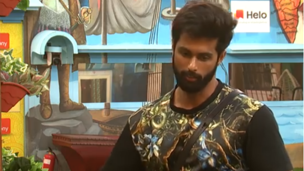  പ്രകോപിതനായി   സുജോ