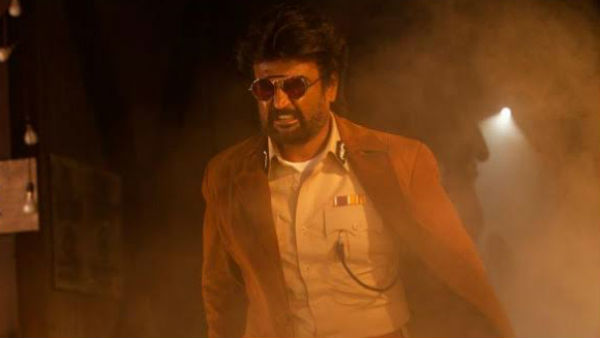  ആവേശത്തിൽ ആരാധകർ