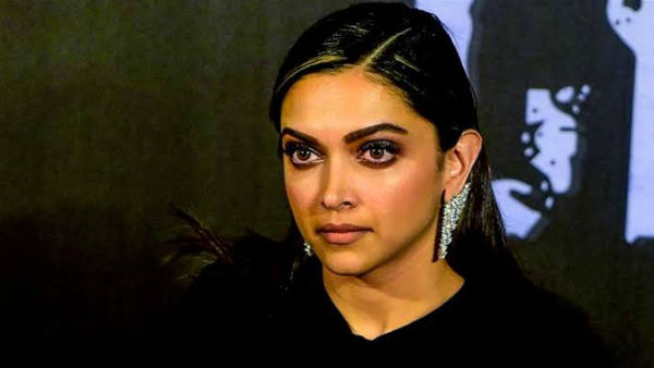  കൈ കൂപ്പിയതിനു പിന്നിൽ‌ 