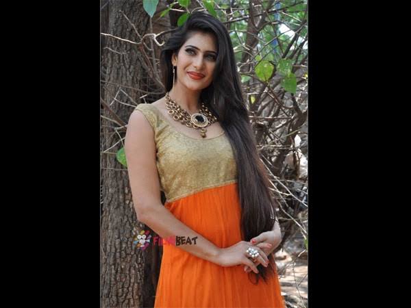 നേഹയുടെ വാക്കുകളിലേക്ക് 