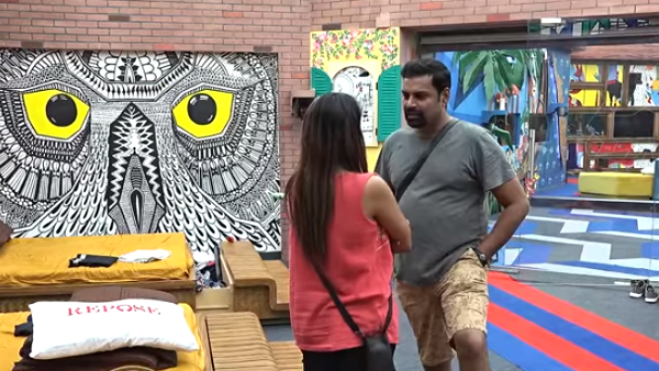 ആരും ഫേക്കല്ല