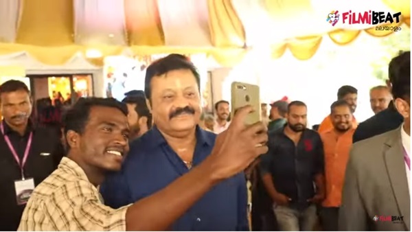 ഇരുകുടുംബത്തിലെയും