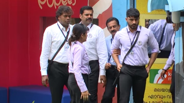  പവന്റെ മറുപടി