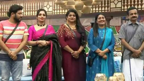  തെസ്‌നിഖാന്‍ പുറത്തേക്ക്