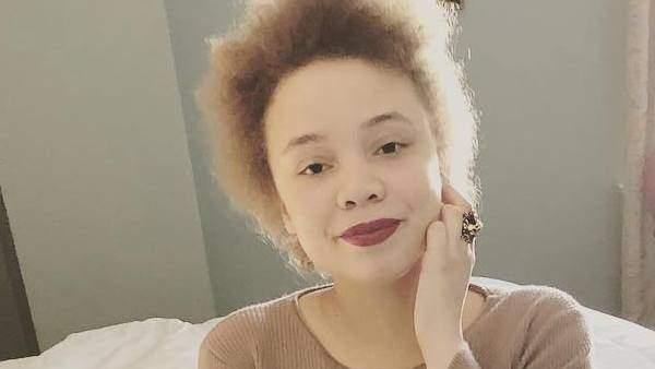  കാമുകനെ  വഞ്ചിക്കുക