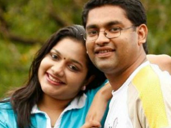  റോയിസിന്റെ വിവാഹം 