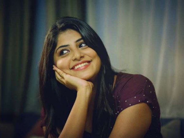 ഞങ്ങള്‍ക്കാര്‍ക്കും പണം