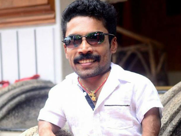 ഗിന്നസ് പക്രുവിന് പുറമെ