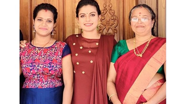  നടിമാരുടെ ആശംസകള്‍  